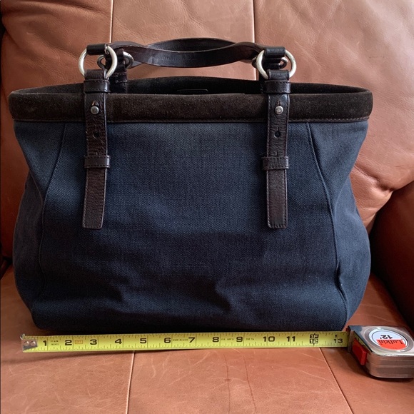 💙🤎Stylish Yves Saint Laurent Navy Canvas and Brown Suede Trim Tote Bag🤎💙 - Picture 11 of 13